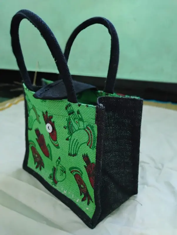 Jothi Jute Bag- Thampoolam Gift | 9 x 4 x 9 inches