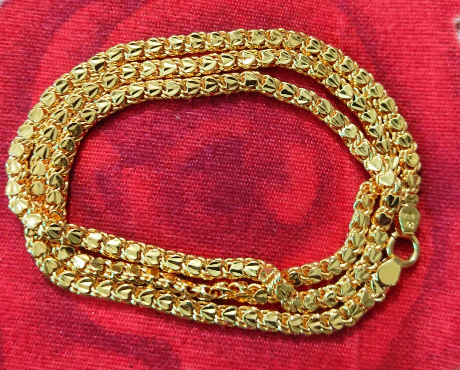 Traditional 24 Inch Long Chain