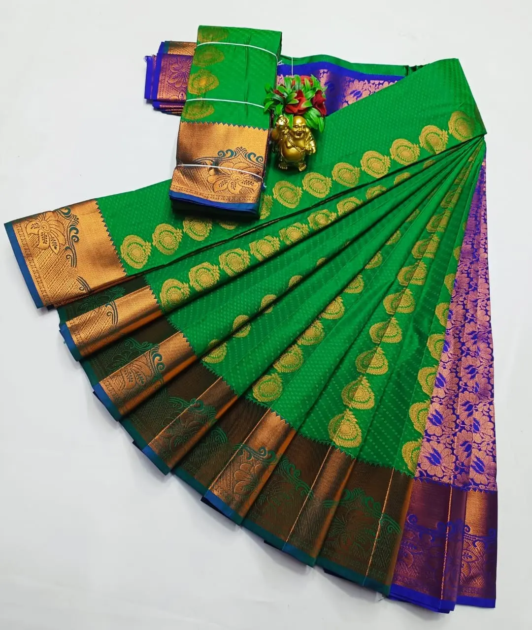 KANCHIPURAM ELEGANT WEDDING SAREES WITH BLOUSE PIECE