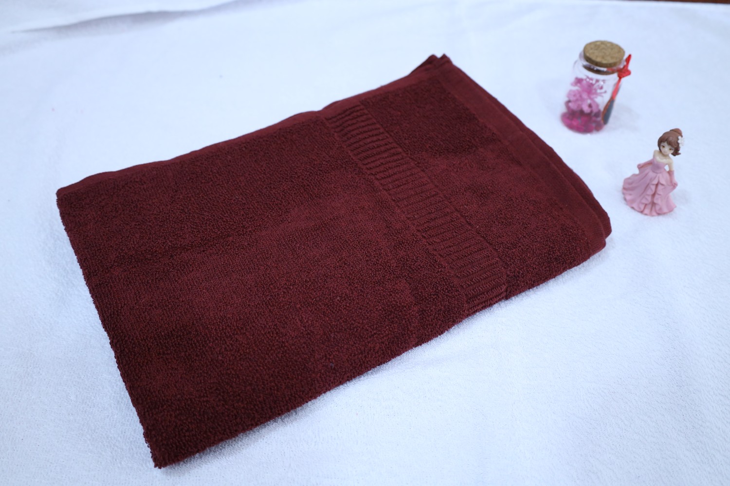 Taurusent Super Soft 100% Cotton High Absorbing Turkey Bath Towel, Size: 30x60 inches (450 GSM) - Pack of 1(MAROON)