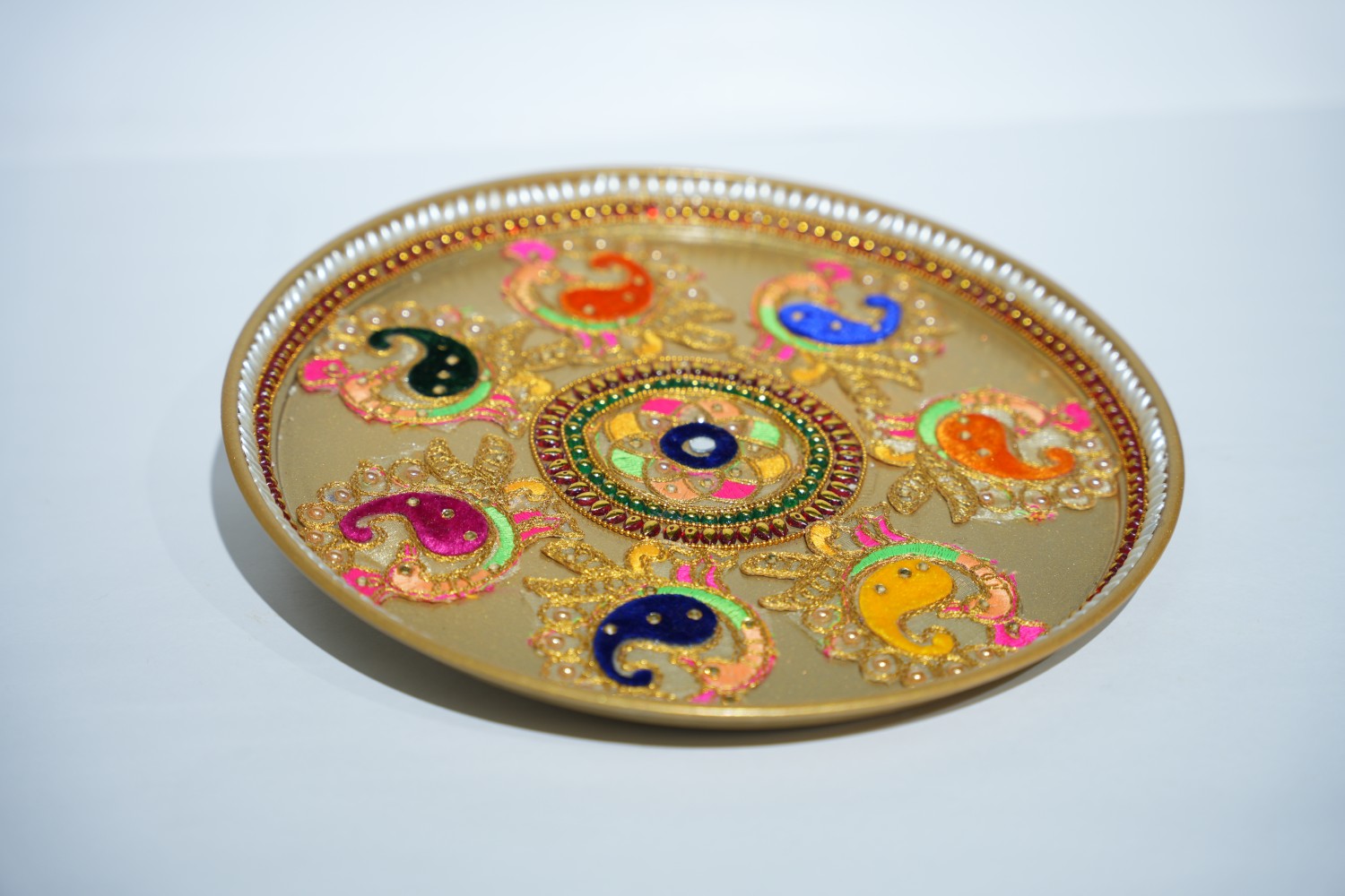 Wedding trays,Pooja functions ,Birthdays ,Partys,Decorating plates for all occations , Multipurpose use