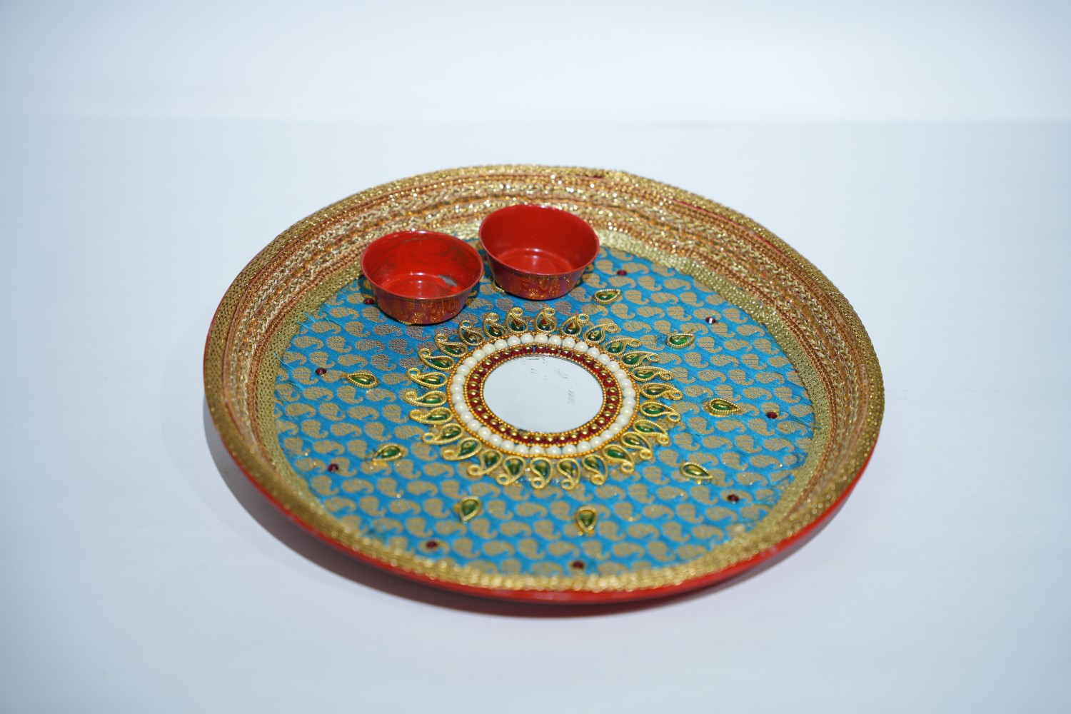 Wedding trays,Pooja functions ,Birthdays ,Partys,Decorating plates for all occations , Multipurpose use