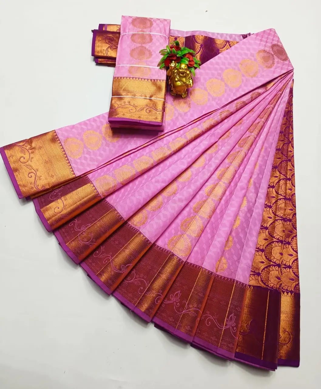 KANCHIPURAM ELEGANT WEDDING SAREES WITH BLOUSE PIECE