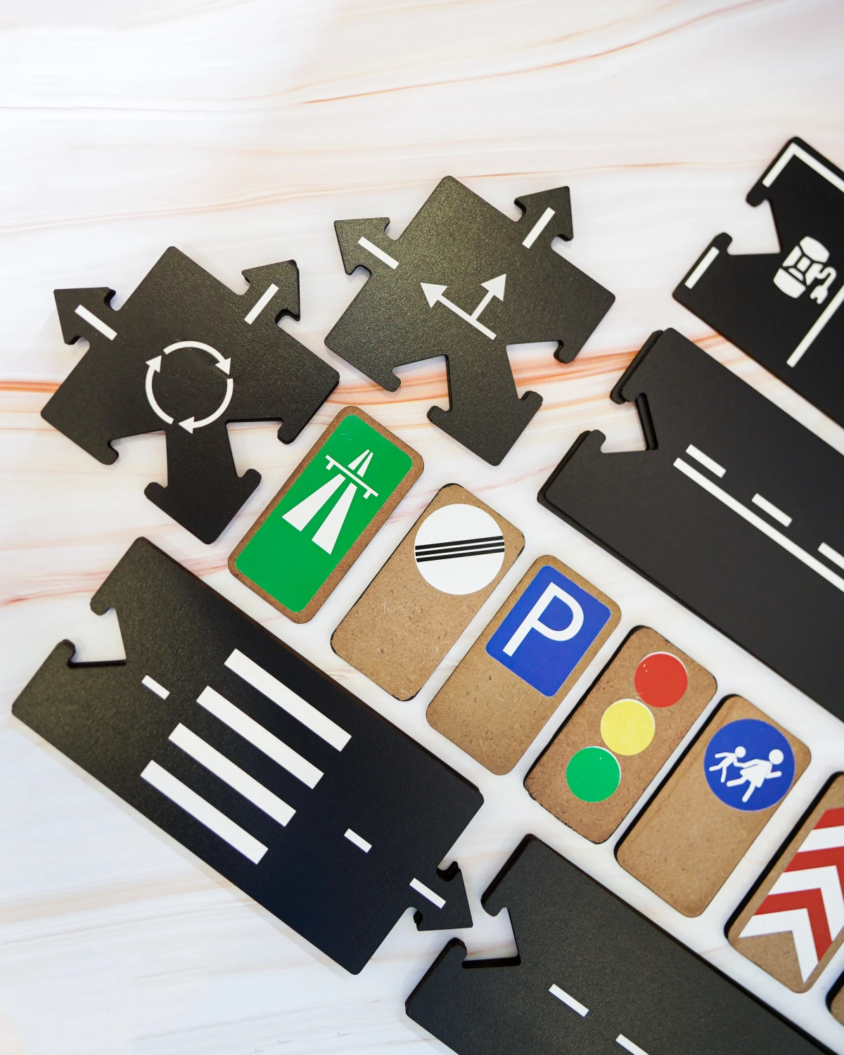 Ilearnngrow Road Tracks Game
