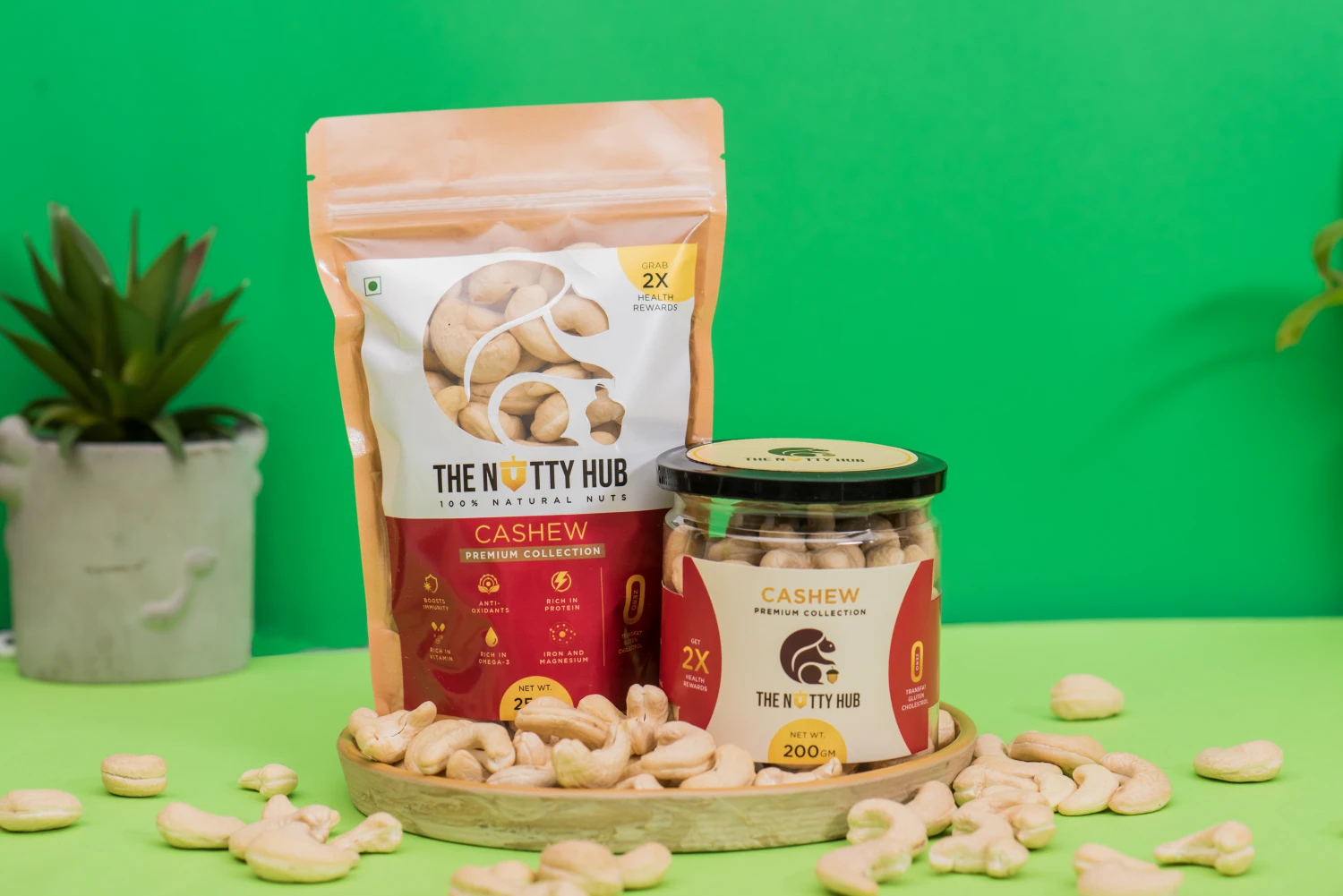 The Nutty Hub 100% Natural Cashews - 250g, Rich in Protein, Antioxidants, Vitamins & Omega-3, Immunity Booster, Zero Cholesterol