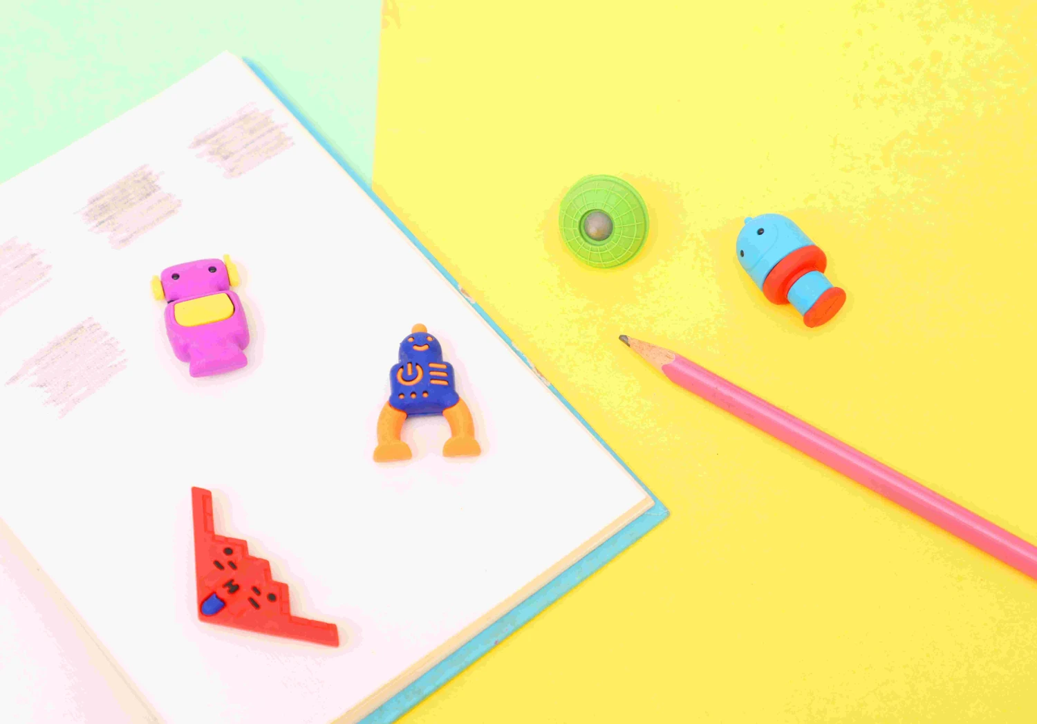 ilearnngrow Space Theme Eraser Set