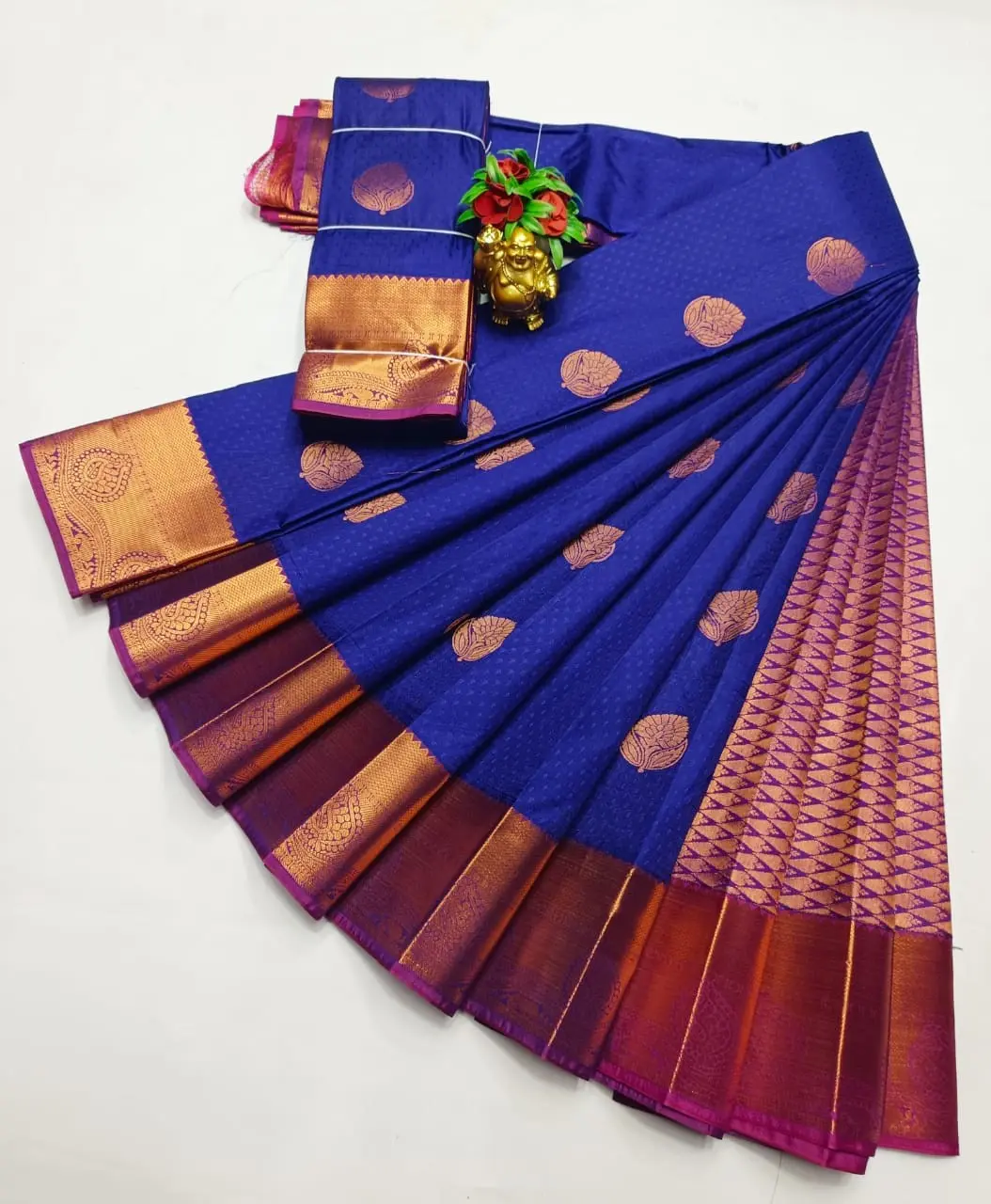 KANCHIPURAM ELEGANT WEDDING SAREES WITH BLOUSE PIECE