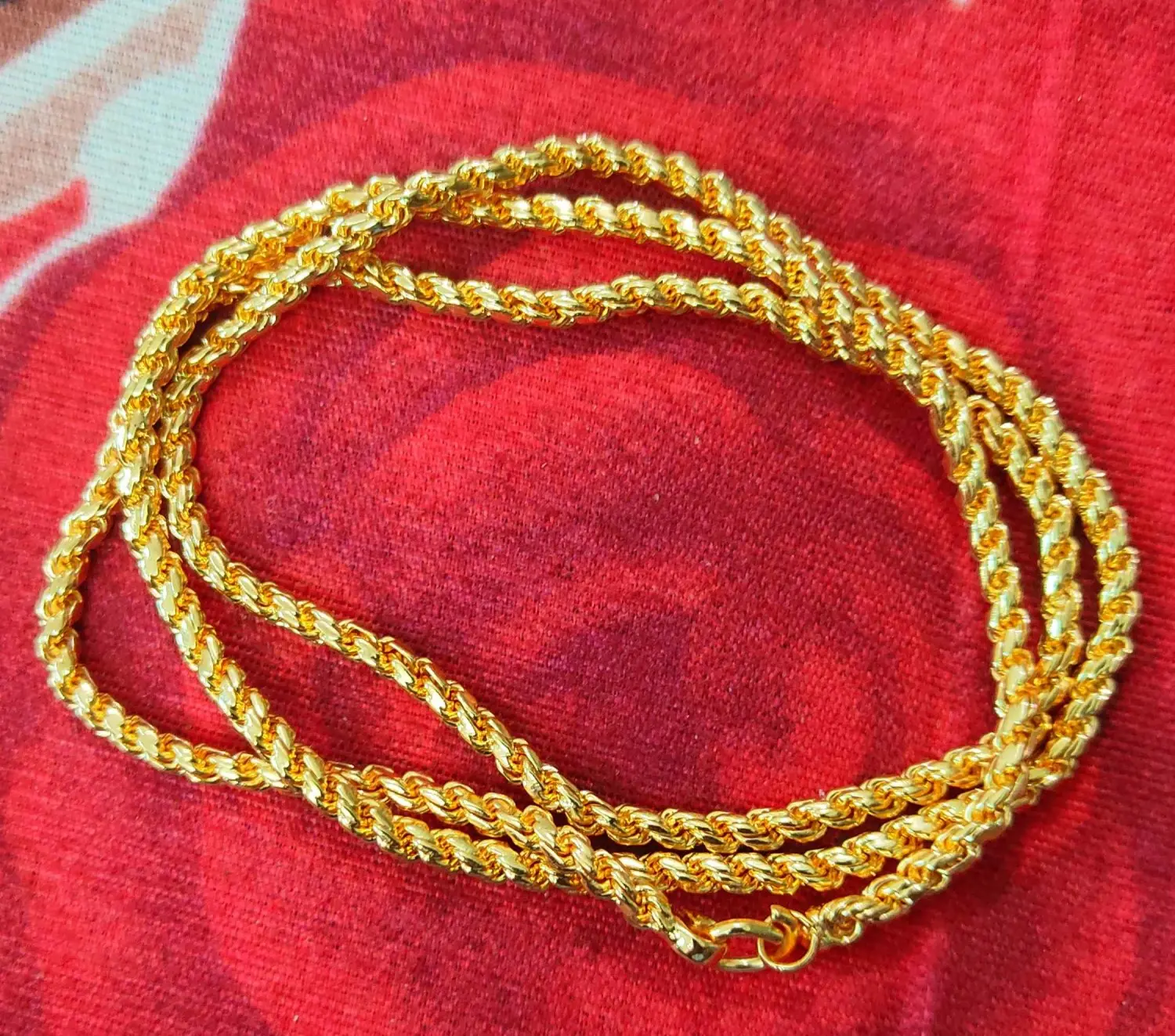 Traditional 24 Inch Long Chain