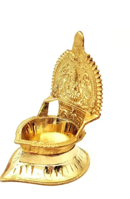 Goodselite Traditional Brass Kamatchi amman vilaku/kamatchi oil diya (Small, 100% Brass Oil Diya)