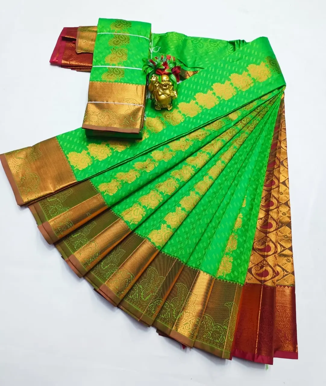 KANCHIPURAM ELEGANT WEDDING SAREES WITH BLOUSE PIECE