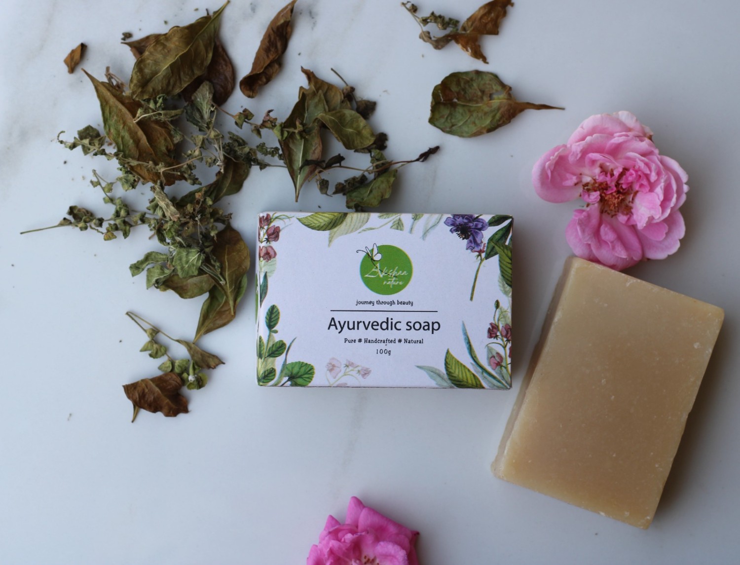 Akshaa Natural Ayurvedic Soap | Ayurvedic Soap For Fresh And Shining Skin | Handcrafted - 100g