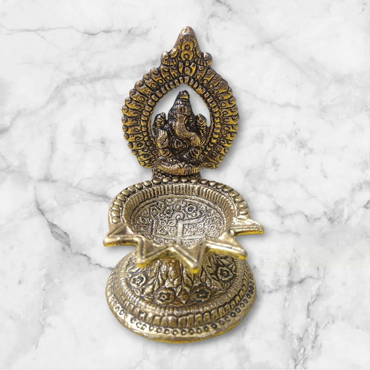 AREMBI-Ganesh Metal Oil Lamp Diya, Traditional Hindu Puja Decorative Star Shape, Antique Finish