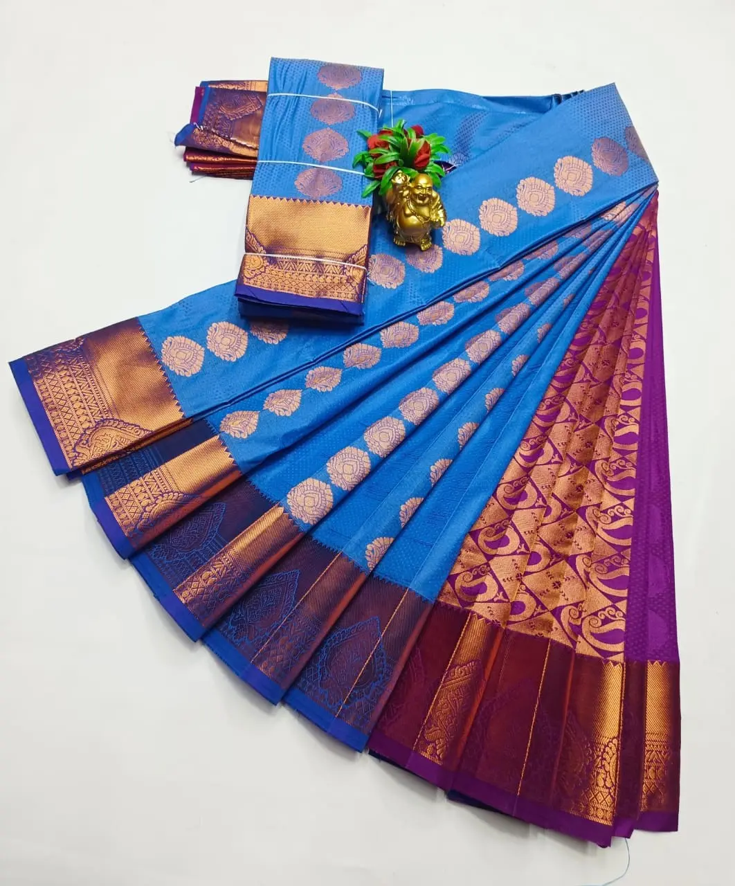 KANCHIPURAM ELEGANT WEDDING SAREES WITH BLOUSE PIECE