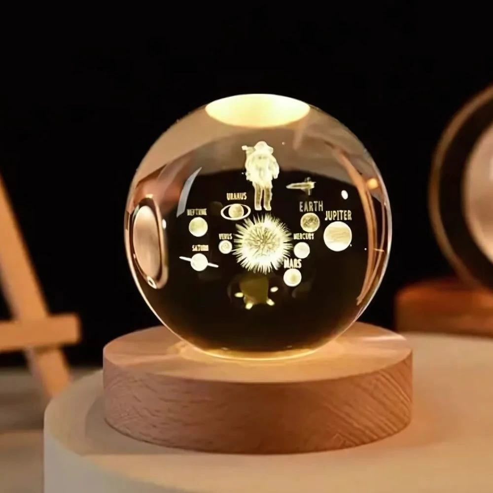 SELLUX 3D Crystal Ball Night Light for Mother's Day, Crystal Ball with Wooden Base,3D Engraved Solar System Crystal Ball with Led Light Base for Mother, Wife, Husband (Planetary Astronaut)