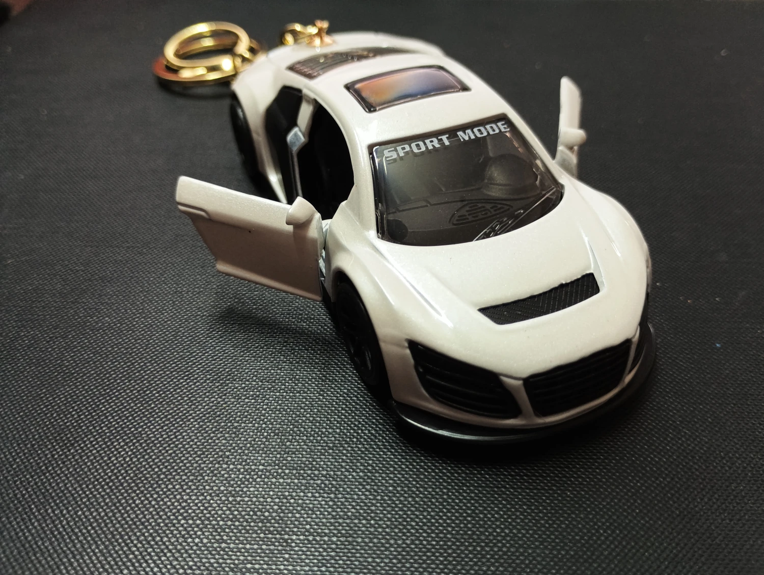 Racing pull back sports car
