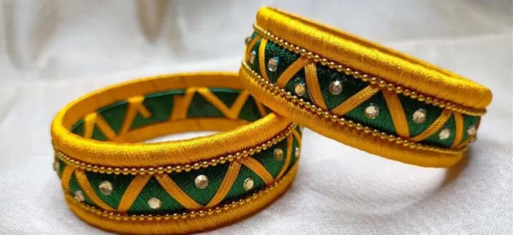BANGLES