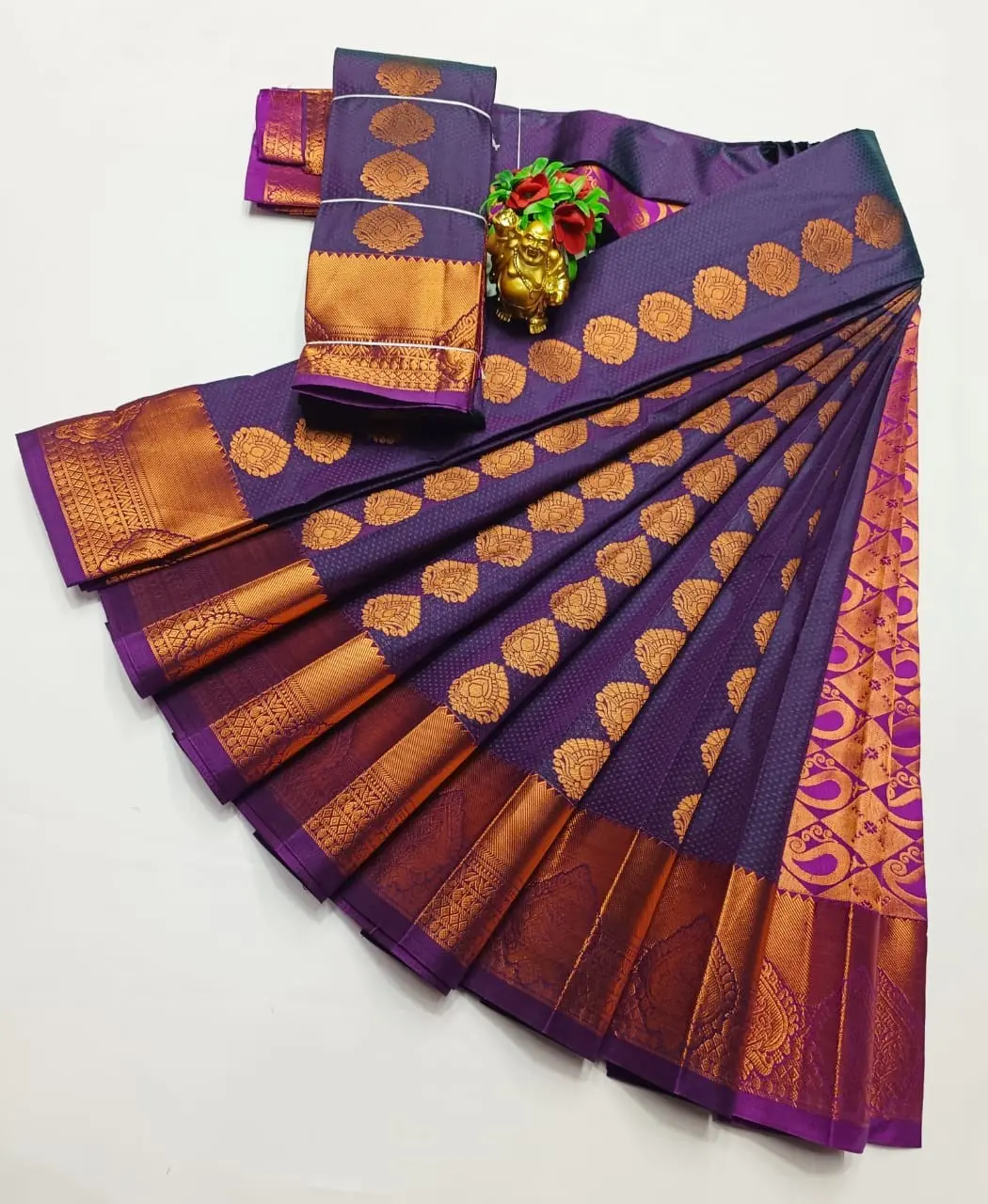 KANCHIPURAM ELEGANT WEDDING SAREES WITH BLOUSE PIECE