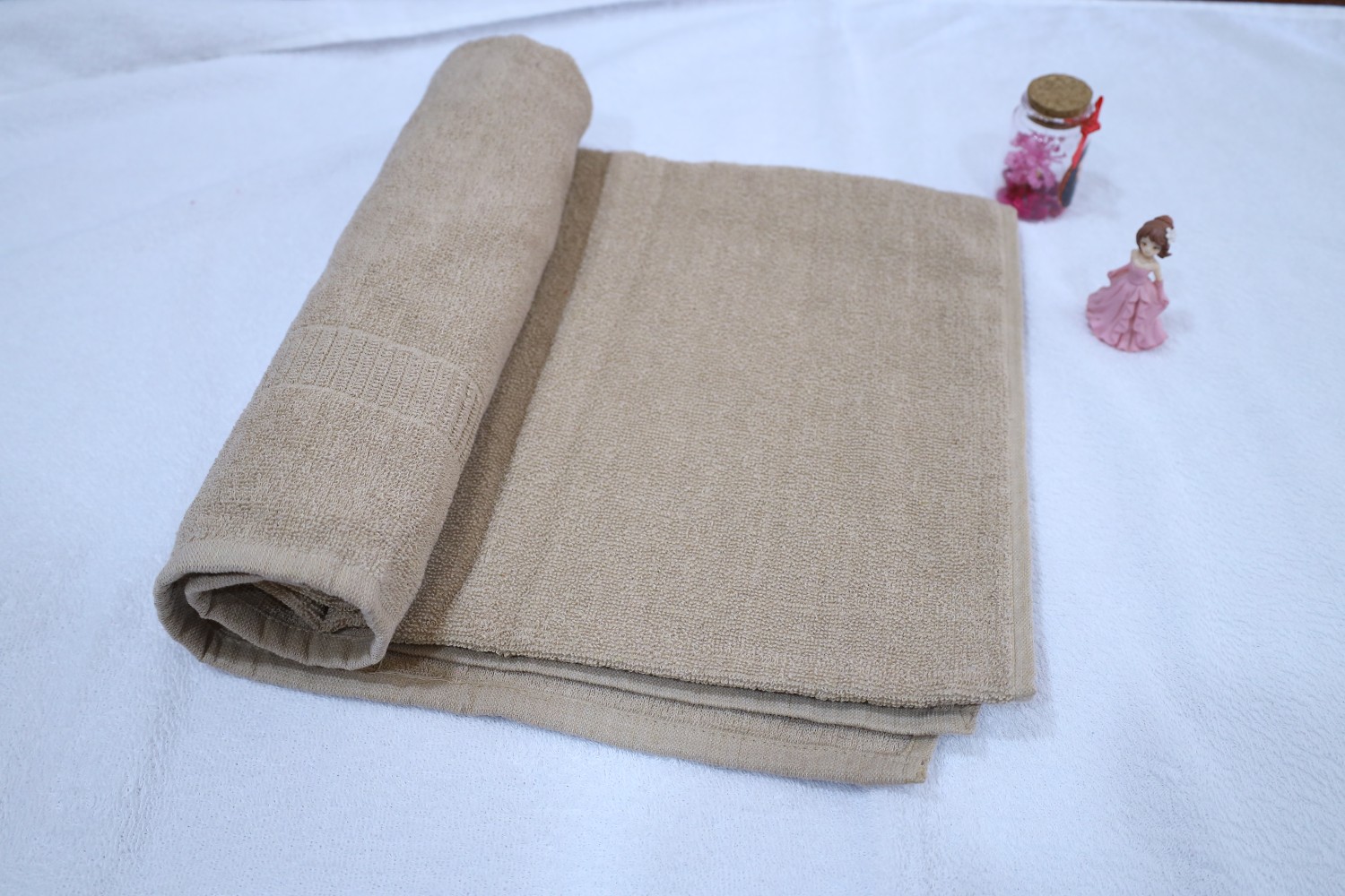 Taurusent Super Soft 100% Cotton High Absorbing Turkey Bath Towel, Size: 30x60 inches (450 GSM) - Pack of 1(Beige)