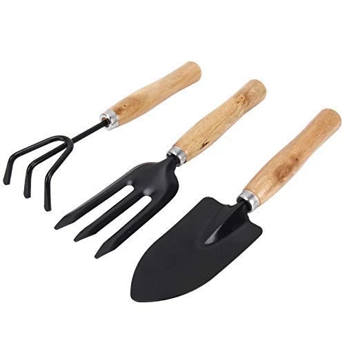 Complete Garden Tool Kit: 3-Piece Set for All Your Gardening Needs