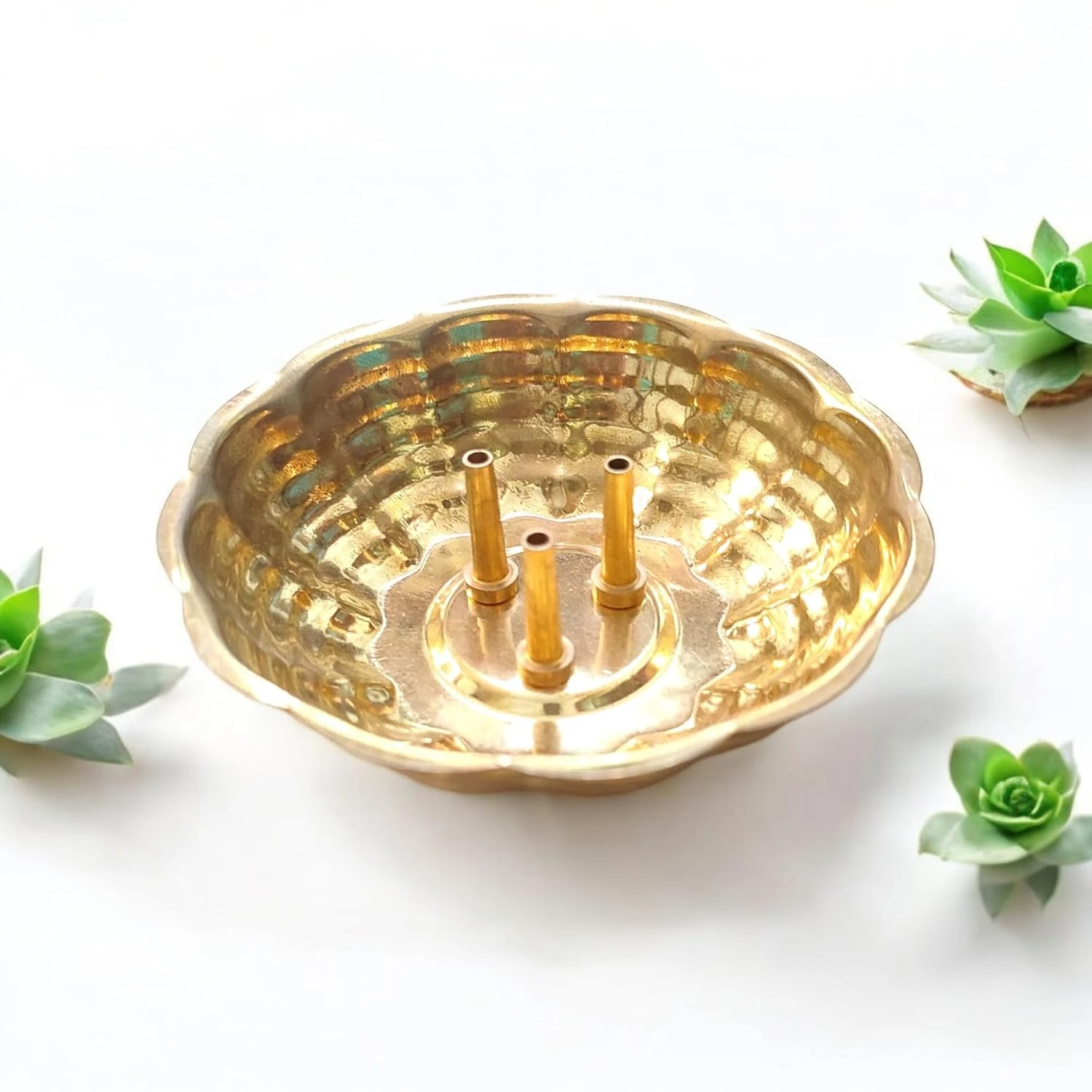 Brass Small Lotus Agarpathi Stand